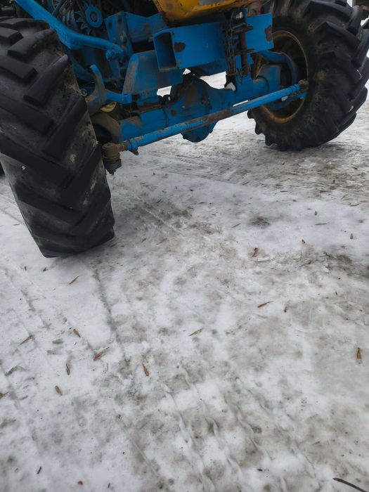 Ursus c-330 3p 4x4 +ładowacz(silnik perkins 3p)