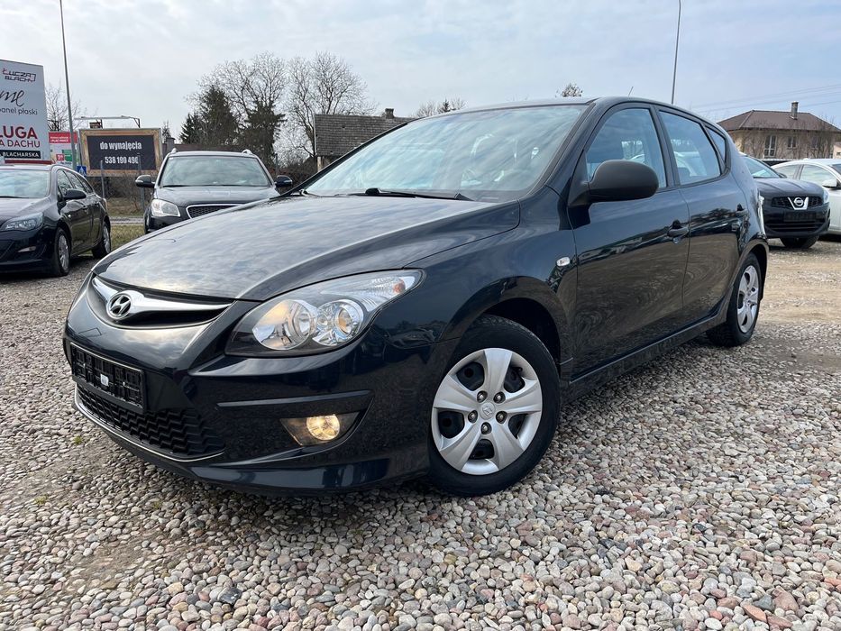 Hyundai I30 1.4 benz 109KM Fifa WM Edition klima tylko 143 tyśkm Niemcy