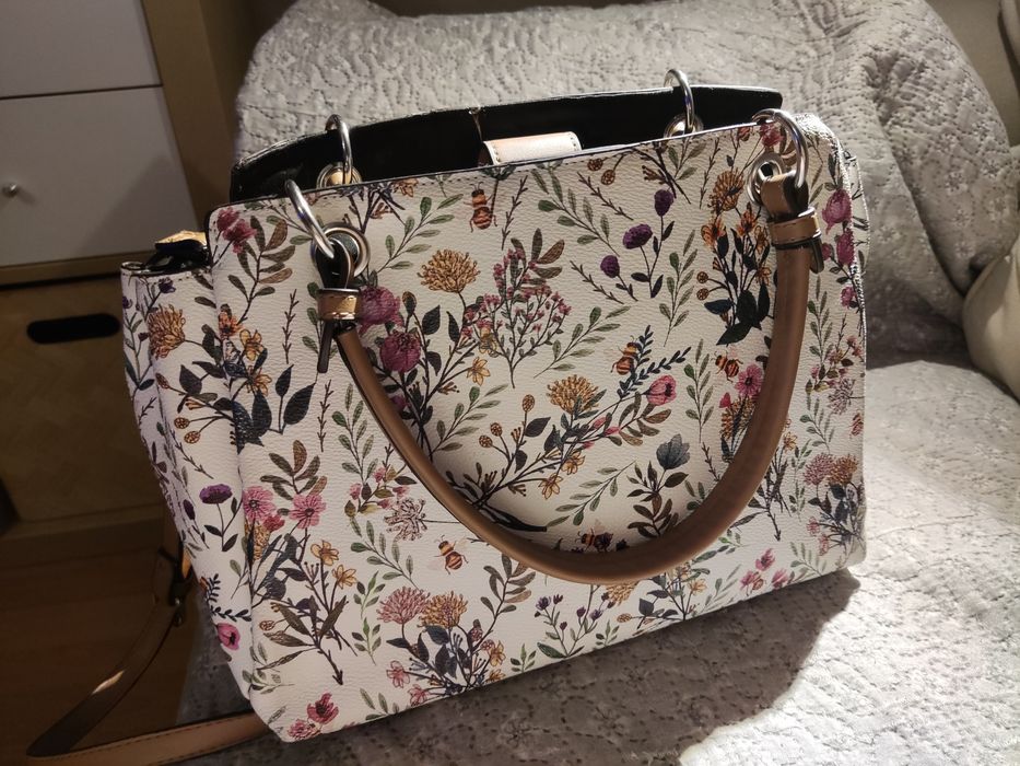 Mala florida Parfois