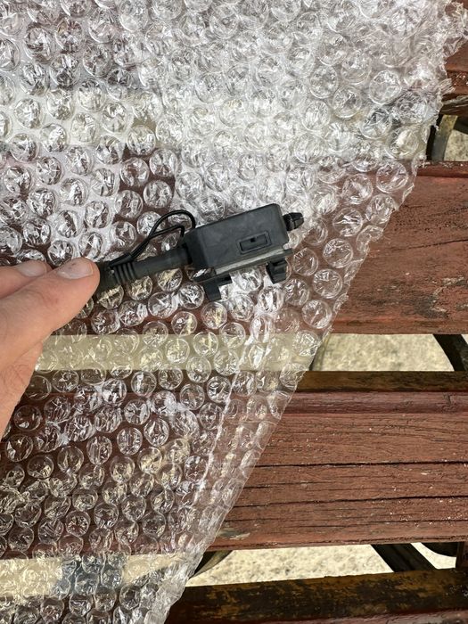 Форсунки омивачі вітрового скла BMW F10