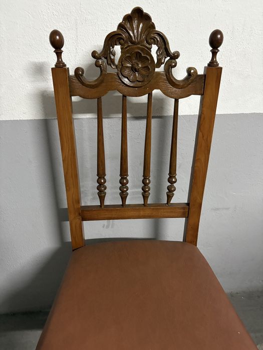 Cadeira madeira e pele vintage