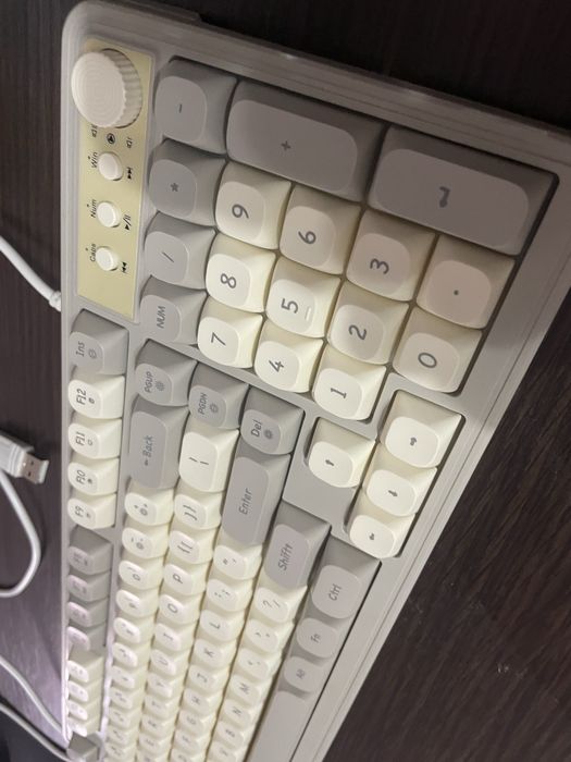 Клавіатура USB - EWELDEN 98 стан нової.