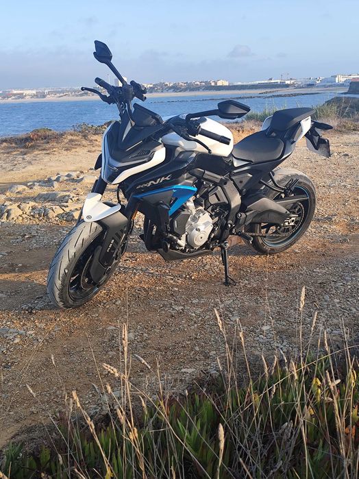 CF Moto NK675 2025