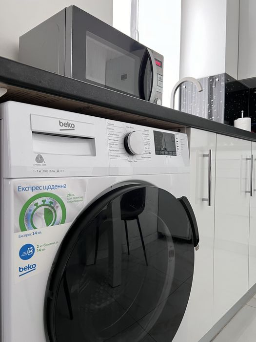 БЕЗ ОТКЛЮЧЕНИЙ СВЕТА. Посуточно, почасово. Центр