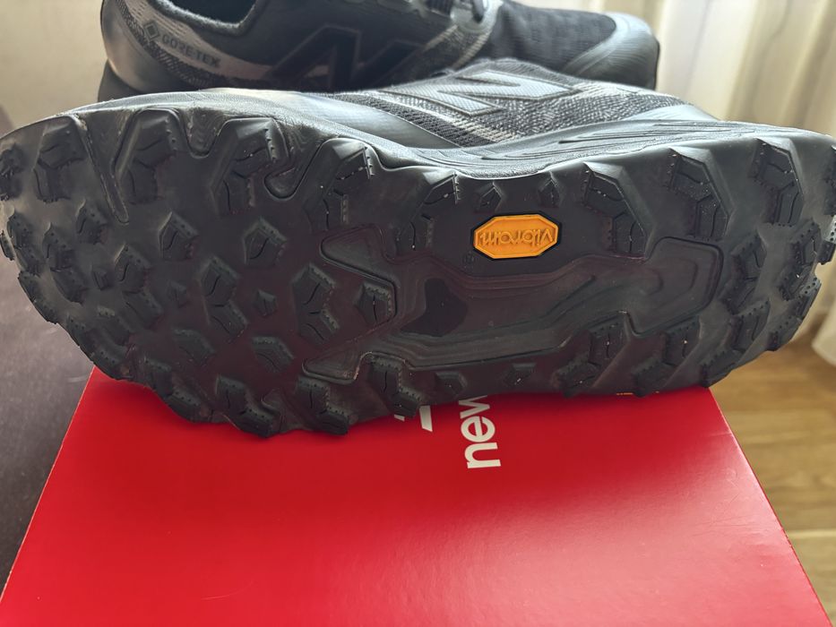 Buty trailowe New Balance Fresh Foam X Hierro v9 Gore-Tex®