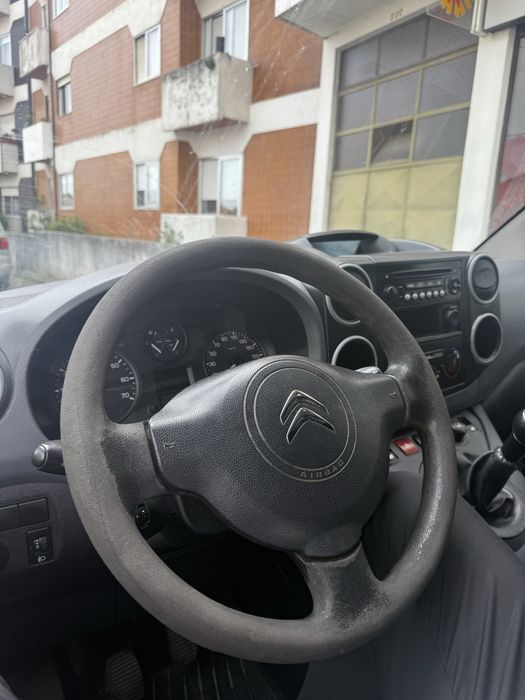 Citroën Berlingo 1.6 HDi 2013 – Fiável, económica e pronta a trabalhar