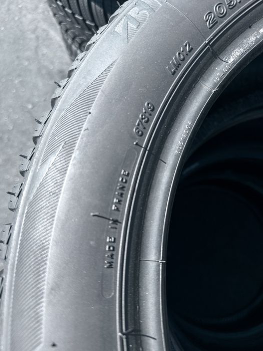 205 55 17 Bridgestone Blizzak LM001 85% 2024 Шини Зима