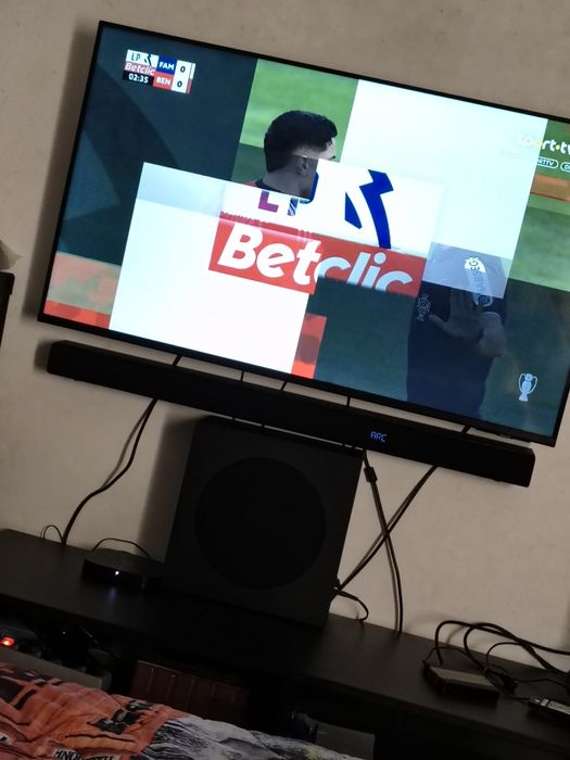 Samsung crystal 4k, com 43 polegadas
