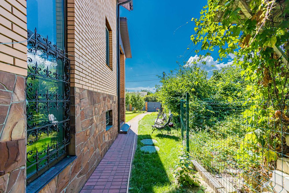 БЕЗ КОМІСІЇ будинок ремонт Червона цегла укриття! Воскресенські Сади