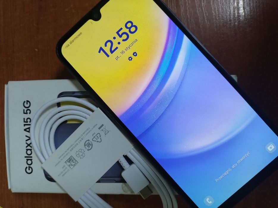 (205/26)telefon Samsung Galaxy A15 5G  4/128GB