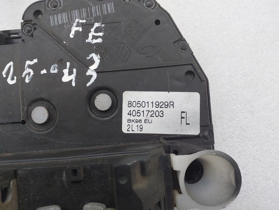 Fechadura / fecho porta frente esquerdo RENAULT Clio IV (BH_)