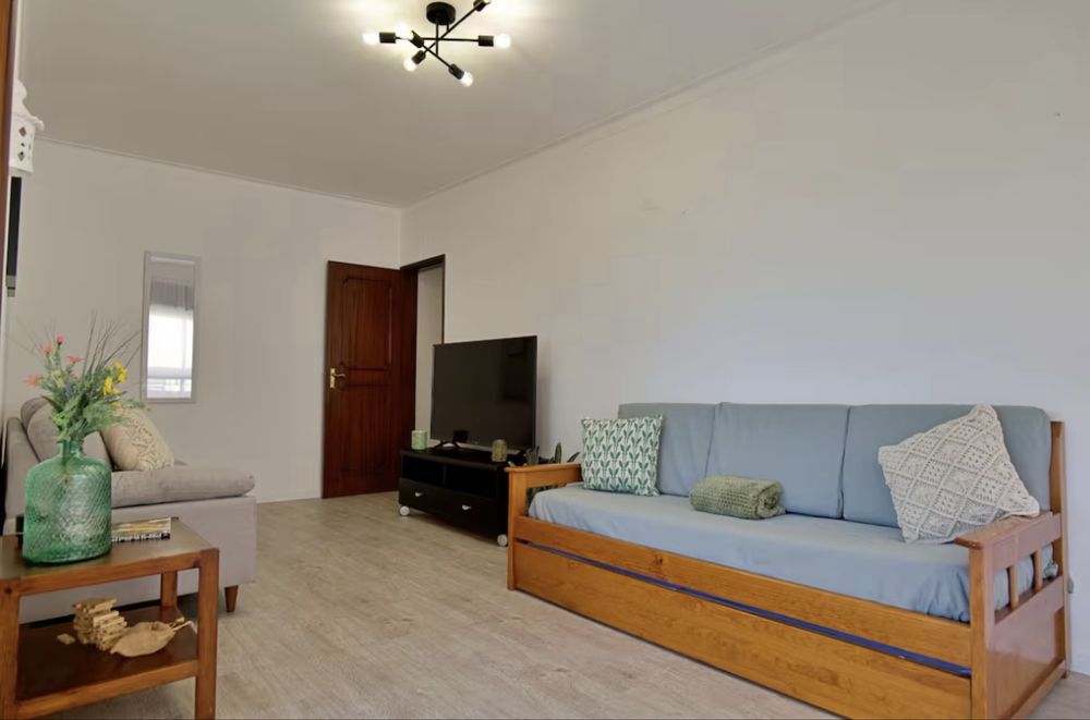 Arrendo apartamento T1 na Praia da Rocha
