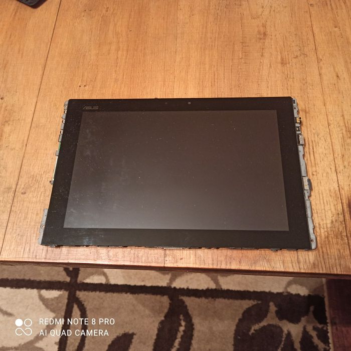 Планшет Asus TF-101 (на запчастини)