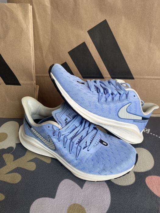 Продам Оригинальные Nike Air Zoom Vomero 14