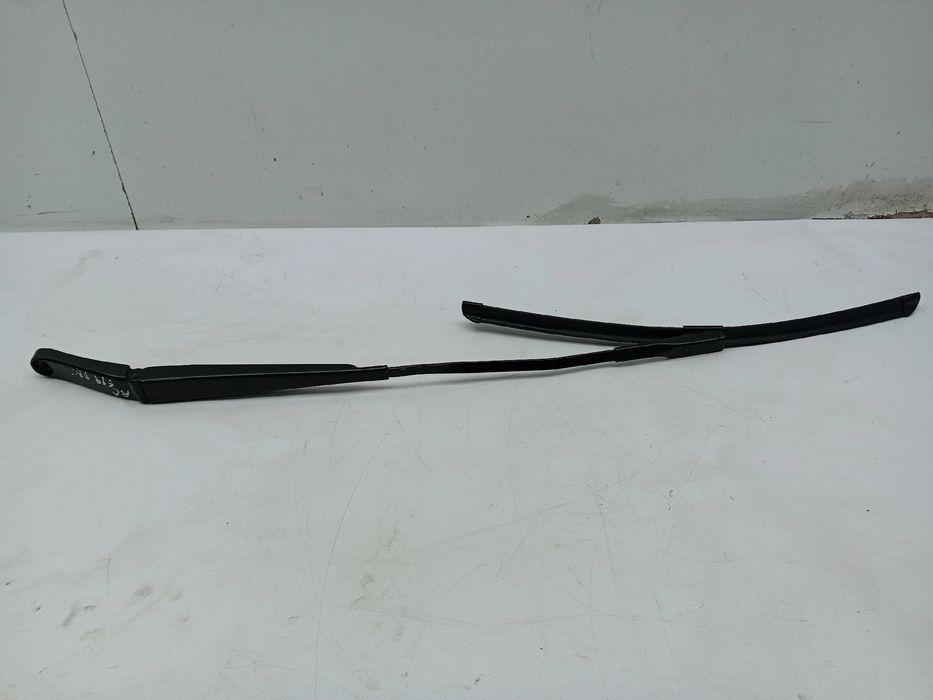 Braço de escova limpa vidros Direito AUDI Q5 Sportback (FYT)
