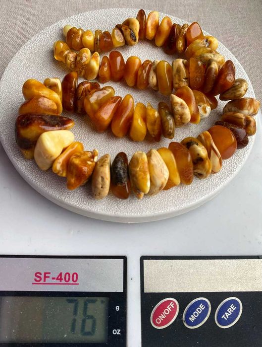 Натуральный  янтарь. Бусы.