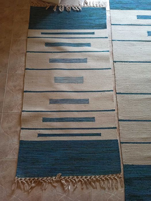 Tapetes de boa qualidade em bom estado