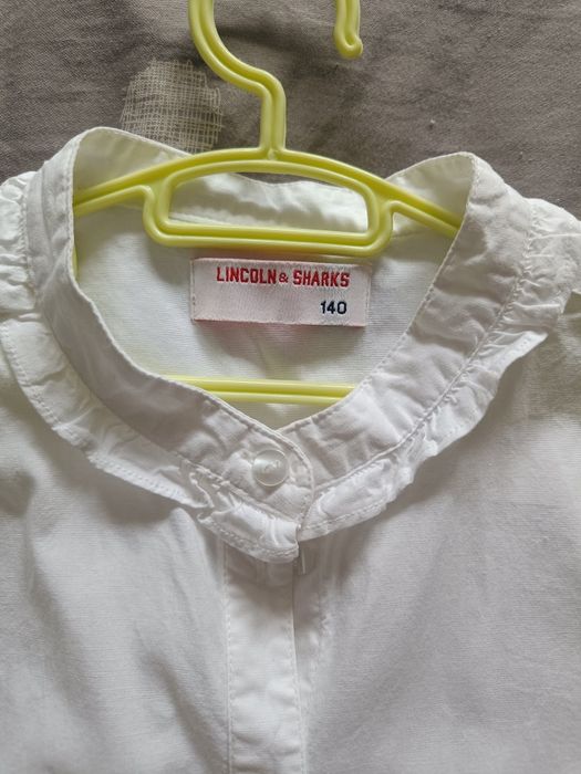 Biała bluzka dla dziewczynki 140