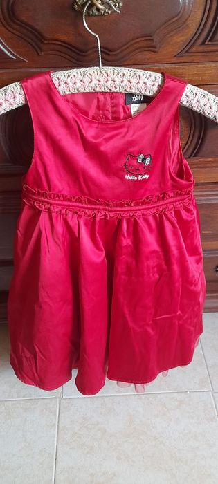 Vestido de menina da H&M Hello Kitty