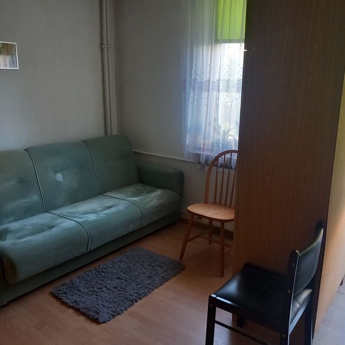Wynajem pokoju w mieszkanie trupokojwum dla kobiety. Jest  jeszcze  1 pokoj ,do obejrzenia.