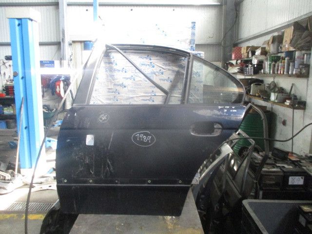 Porta trás esquerda BMW 5 (E39)