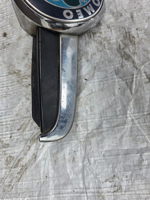 Alfa Romeo 156 lift logo emblemat maska przód chrom wysyłka OLX