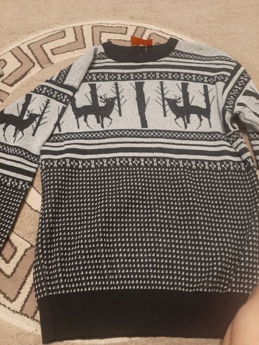 Продам свитера и кофты