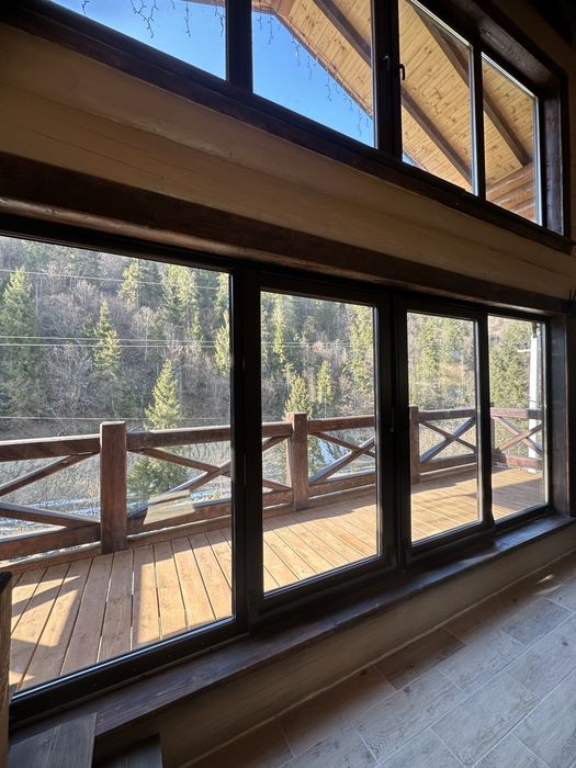 Котедж в Карпатах з басейном та сауною !!! біля с. Тухля