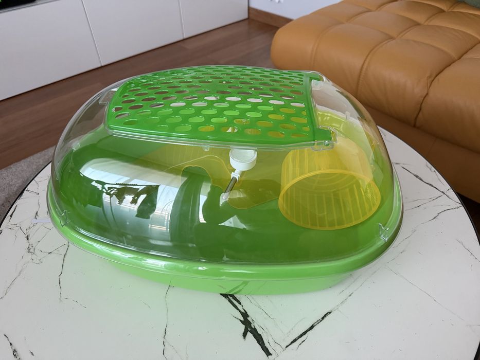 Klatka / pojemnik dla chomika praktycznie nowa