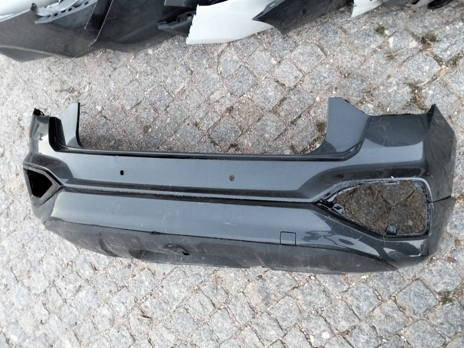 Parachoques Audi Q2 ref.81A807511
