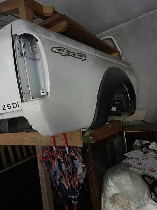 Caixa de nissan pick up d 22 4 lugares