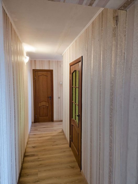 Продаж квартири в цегляному будинку