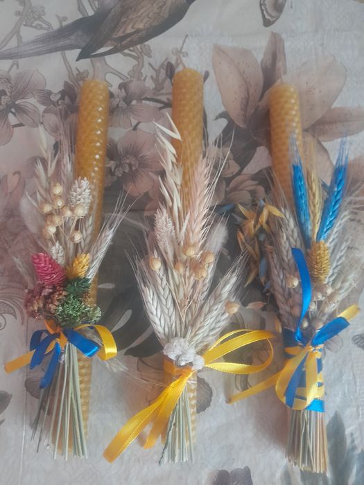 Воскові стрітенськи свічки