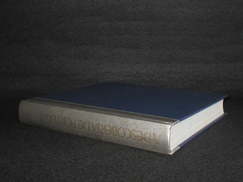 Livro À Descoberta de Portugal