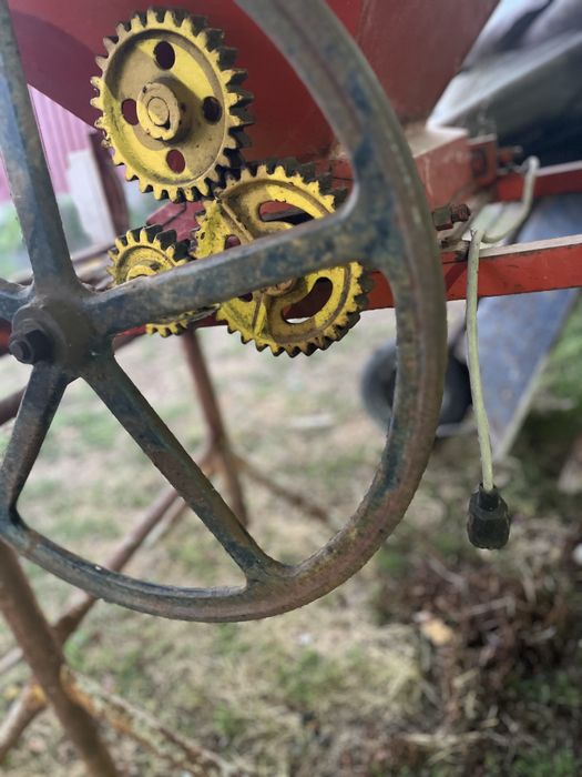 Esmagador de Uvas Eletrico Lena
