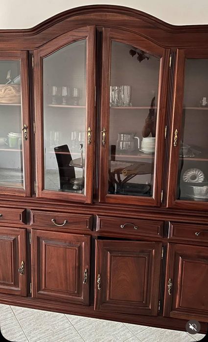 Móvel de sala de madeira