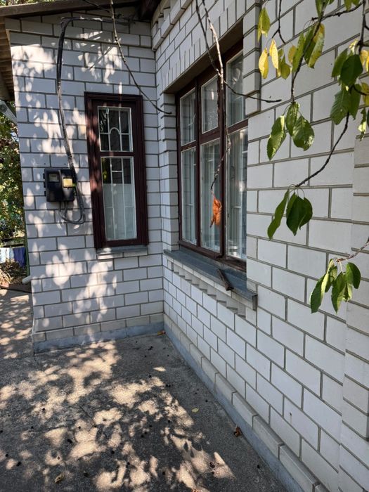 Продам будинок в центрі міста