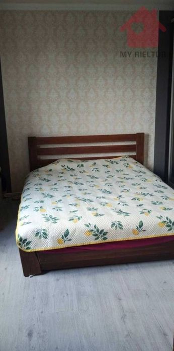 Продаж трикімнатної квартири по вул.Минайська