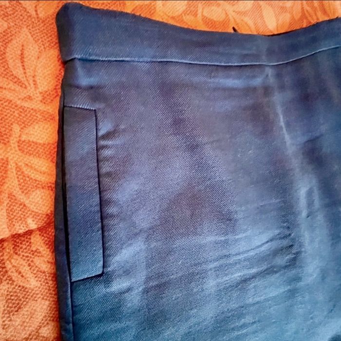 Saia Massimo Dutti azul marinho