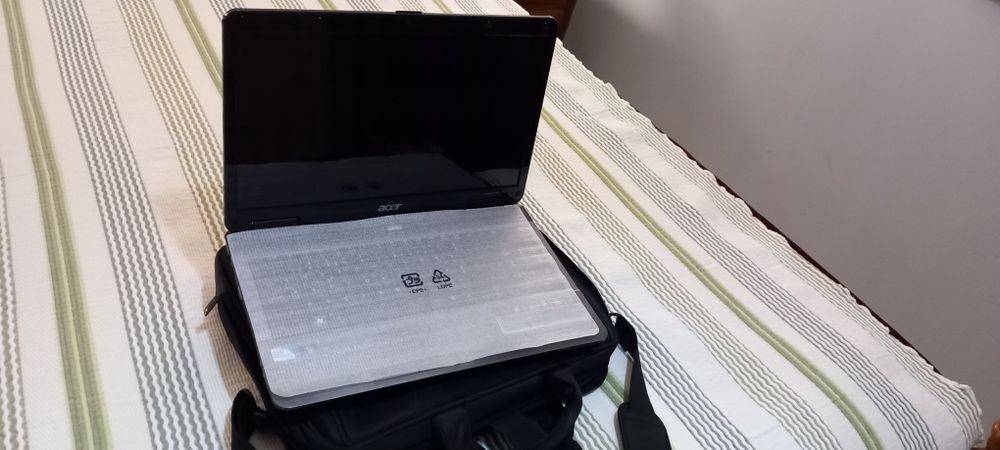 Portátil Acer Aspire 5732Z como novo