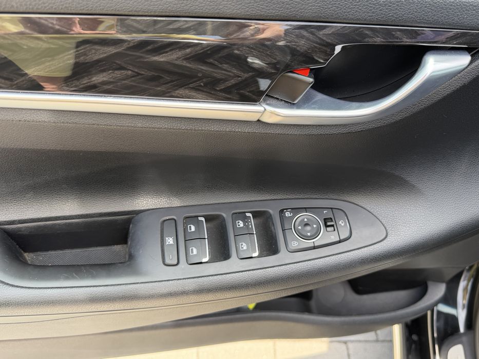 Hyundai Grandeur 2018 VIN KMHF141RBKA176804 фото оголошення 18 з 22