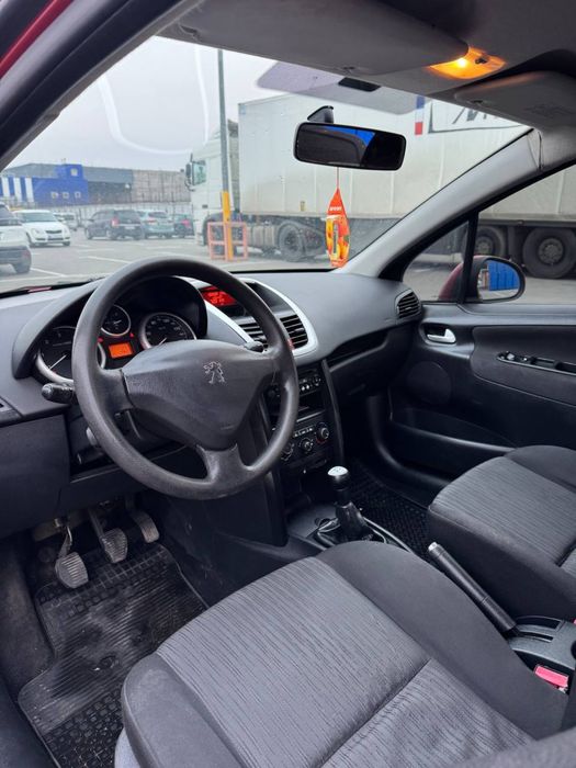 Прадам Авто Пежо 207