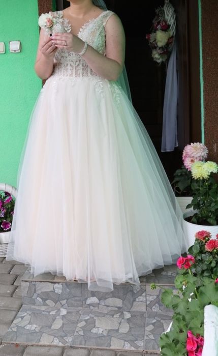 Suknia ślubna princess