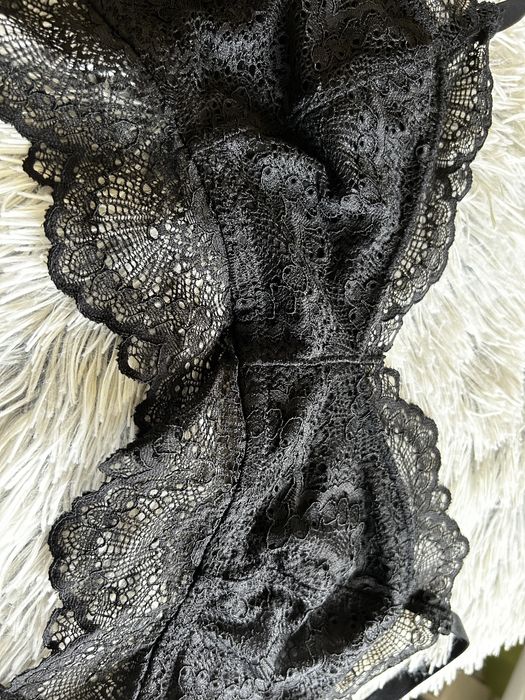 Biustonosz damski H&M rozmiar 42 czarny koronkowy elegancki nowy