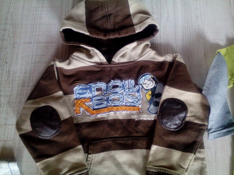 Zestaw firmowy chłopiec 98cm cena 30zł wszystko