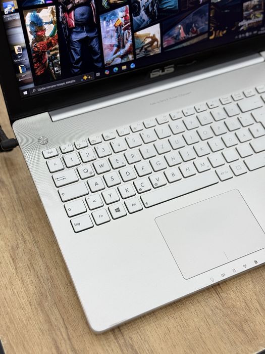 Ігровий ноутбук ASUS/ GTX/ Процесор i7