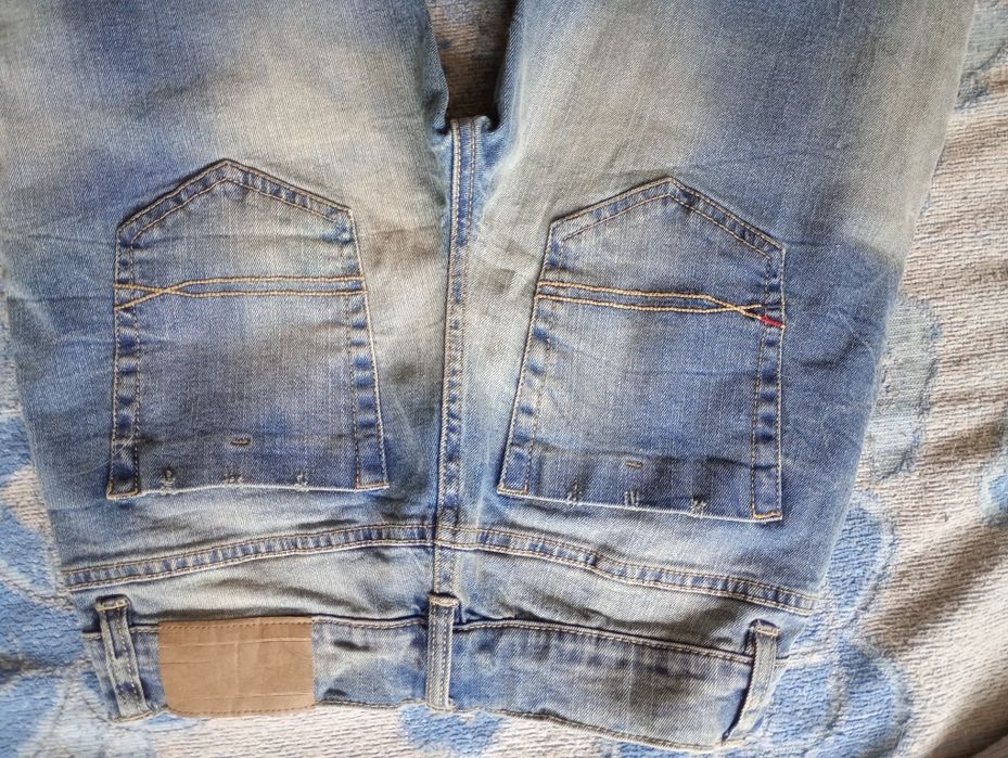 Tommy Hilfiger oryginalne spodnie jeansowe dla chłopca