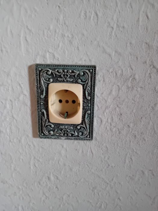 Vintage Switch424128366133258244