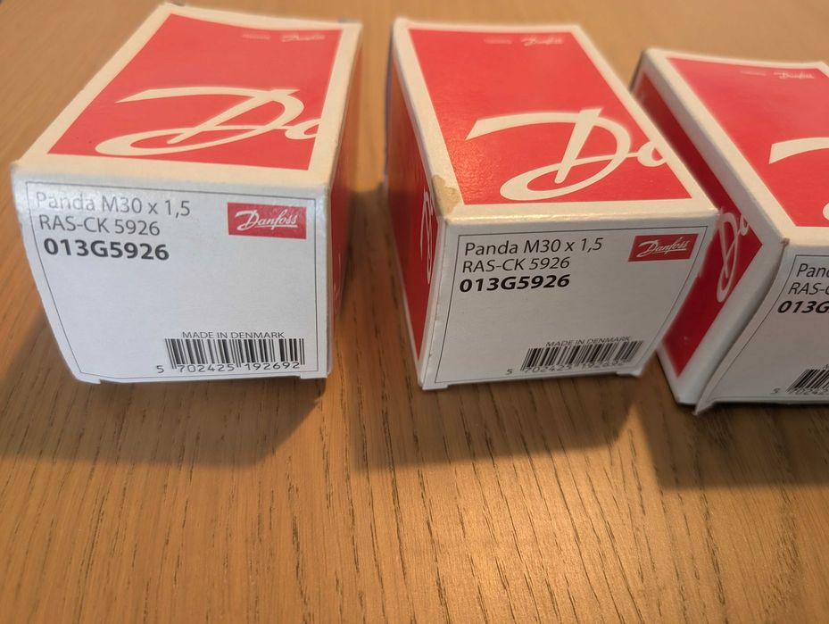 głowica termostatyczna Danfoss RAS-CK 013G5926 M30x1.5 zestaw x5