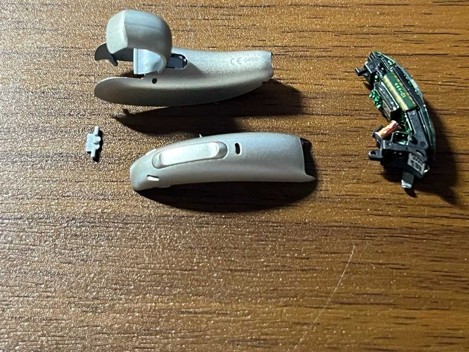 Phonak Audeo Paradise p50 13-t (слуховий апарат) з бежевим корпусом